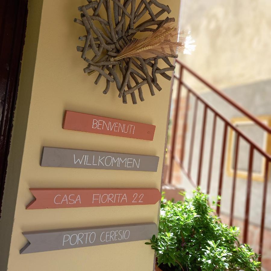 Casa Fiorita 22 Porto Ceresio Apartment Exterior photo